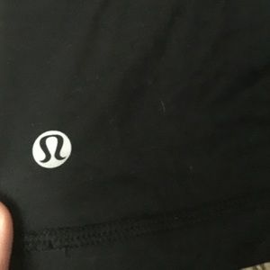 Lulu Lemon athletic tank with built in bra size 8